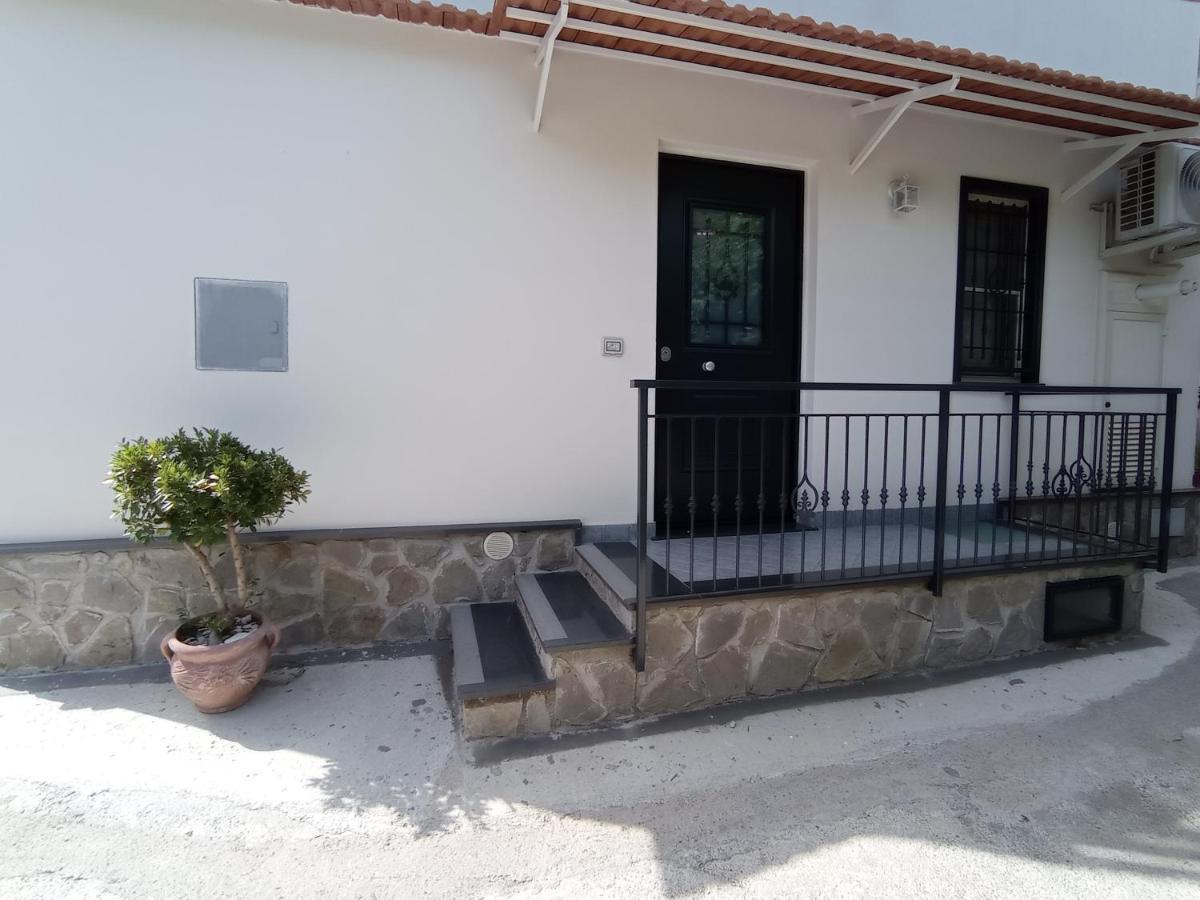Amaa Casa Bed & Breakfast Vico Equense Bagian luar foto